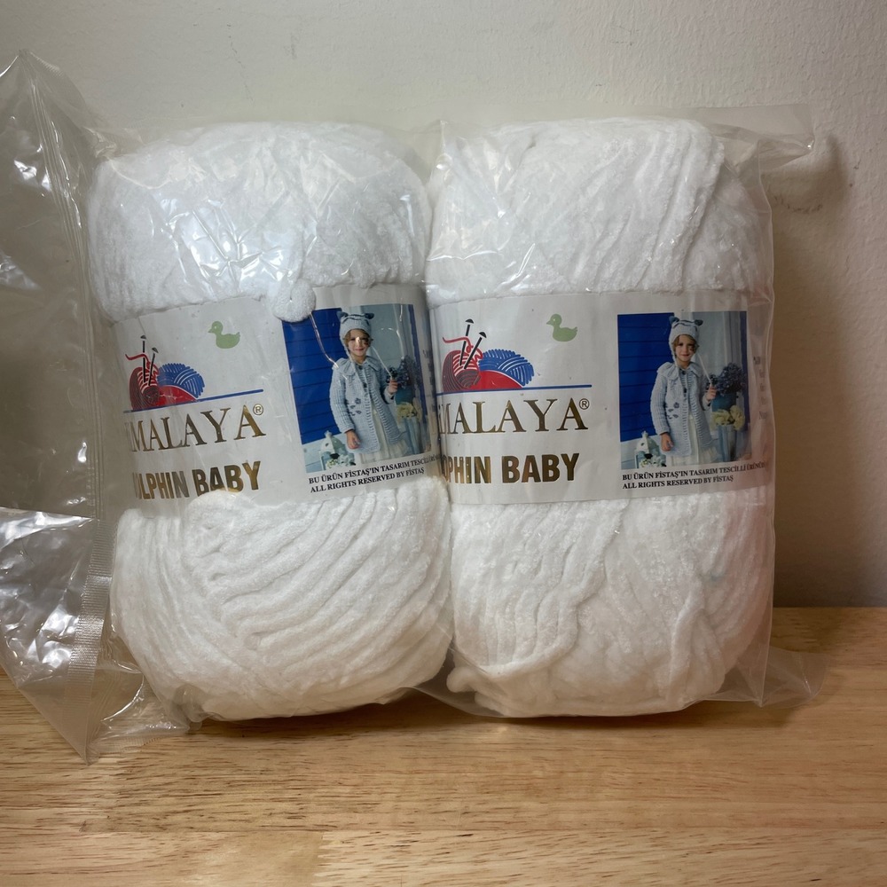 Himalaya Dolphin Baby Yarn White 100% Micro Polyester Super Bulky 2 Skeins‎ 100g